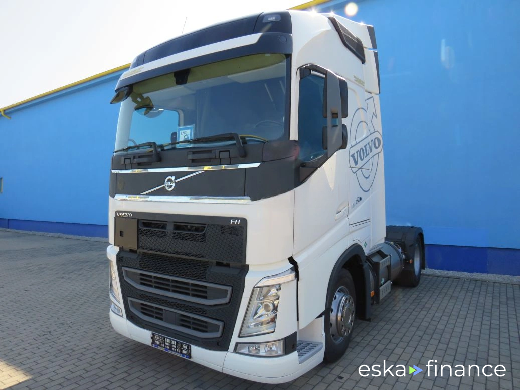 Leasing Tractor unit Volvo 460 2019