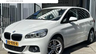 Lízing Hatchback BMW 218 2015
