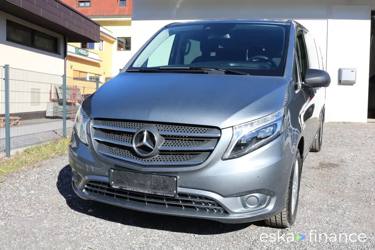 Leasing Hatchback MERCEDES VITO 2019