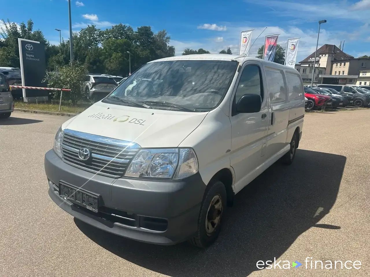 Transport pasażerów Toyota Hiace 2011