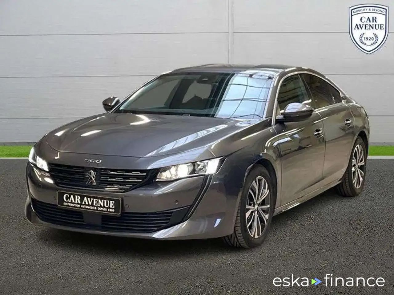 Lízing Sedan Peugeot 508 2021
