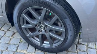 Lízing Hatchback Toyota Verso 2015