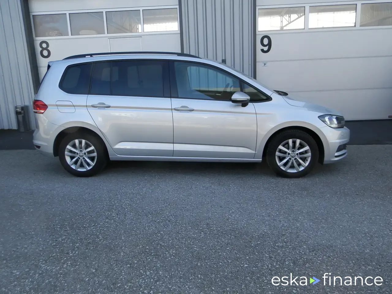 Lízing Hatchback Volkswagen Touran 2020