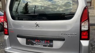 Lízing Hatchback Peugeot Partner 2017