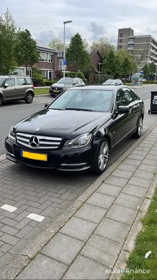 Leasing Sedan MERCEDES C 180 2012