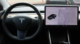 Lízing Sedan Tesla Model 3 2019