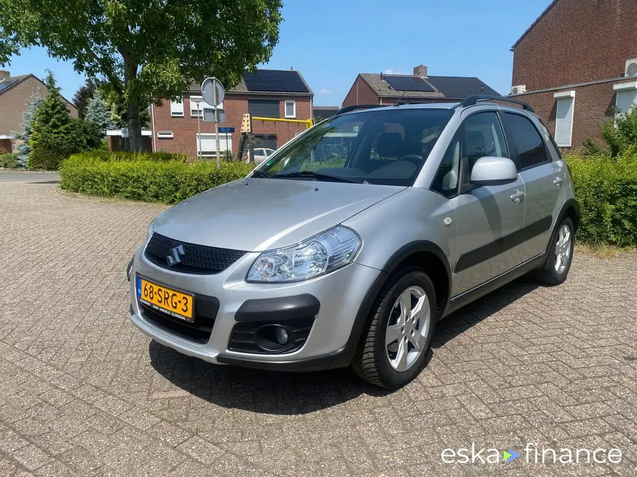 Lízing Hatchback Suzuki SX4 2011