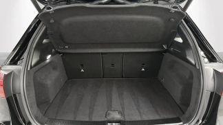 Lízing Hatchback MERCEDES B 180 2023