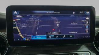Lízing Hatchback MERCEDES V 300 2021