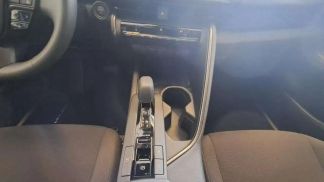 Lízing Sedan Toyota C-HR 2024