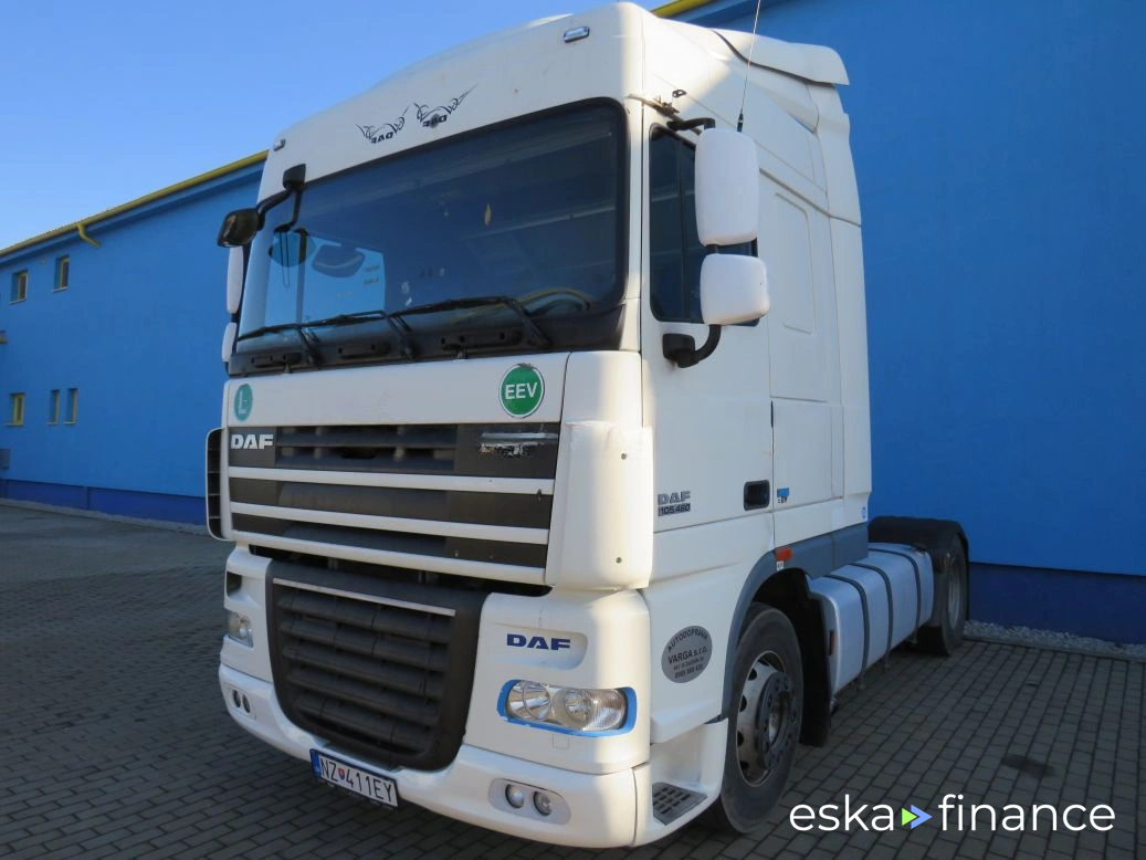 Lízing Traktor DAF XF105.460FT 2014