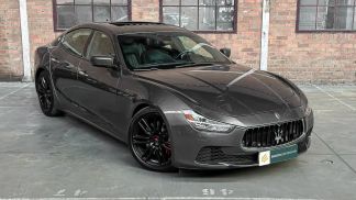Lízing Sedan Maserati Ghibli 2014