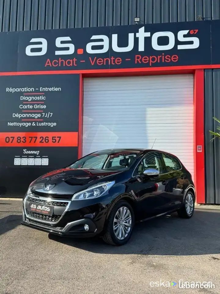 Leasing Hatchback Peugeot 208 2017