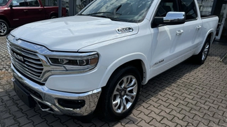 Financování SUV Dodge 1500 2024