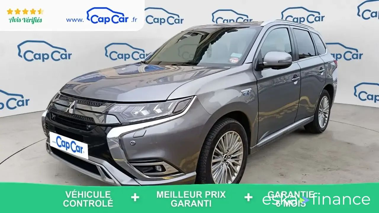 Lízing SUV Mitsubishi Outlander 2019