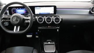 Leasing Sedan MERCEDES CLA 180 2024