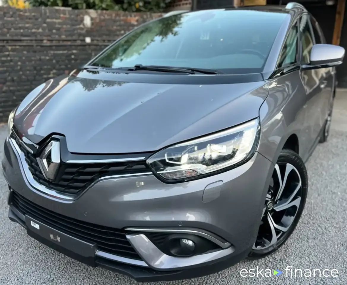 Lízing Hatchback Renault Grand Scenic 2020