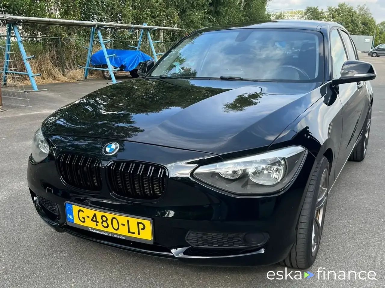 Wóz BMW 116 2011