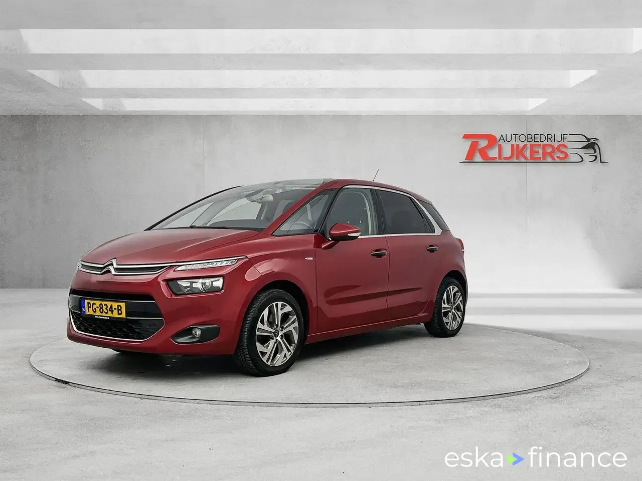 Lízing Hatchback Citroën C4 Picasso 2013