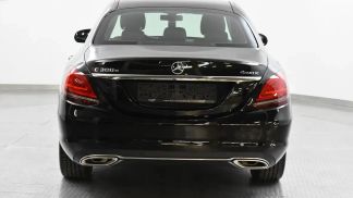 Lízing Sedan MERCEDES C 300 2020
