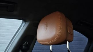 Lízing Sedan Maserati Ghibli 2014