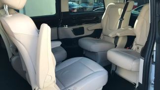 Leasing Hatchback MERCEDES V 250 2016