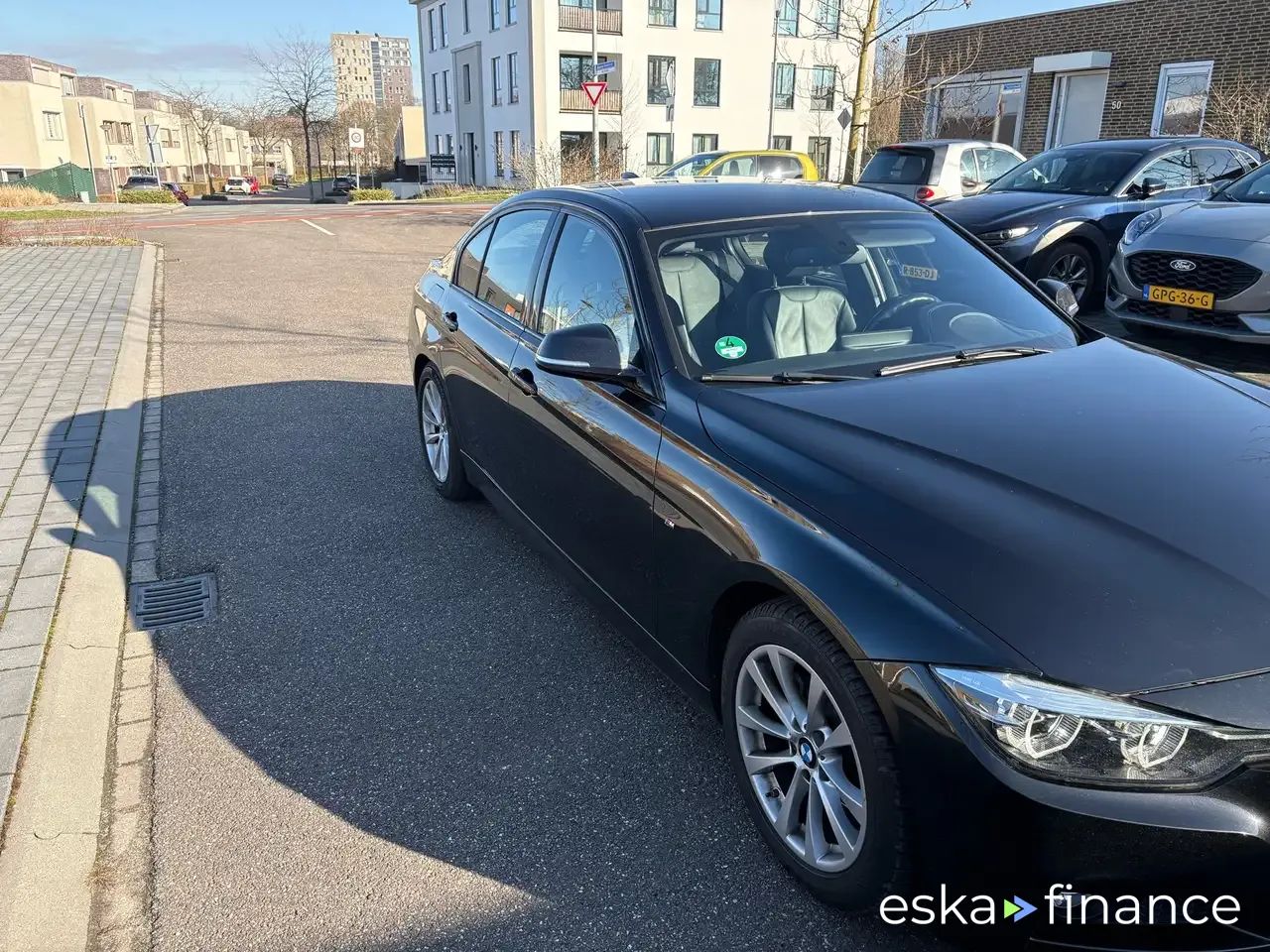 Leasing Sedan BMW 320 2018