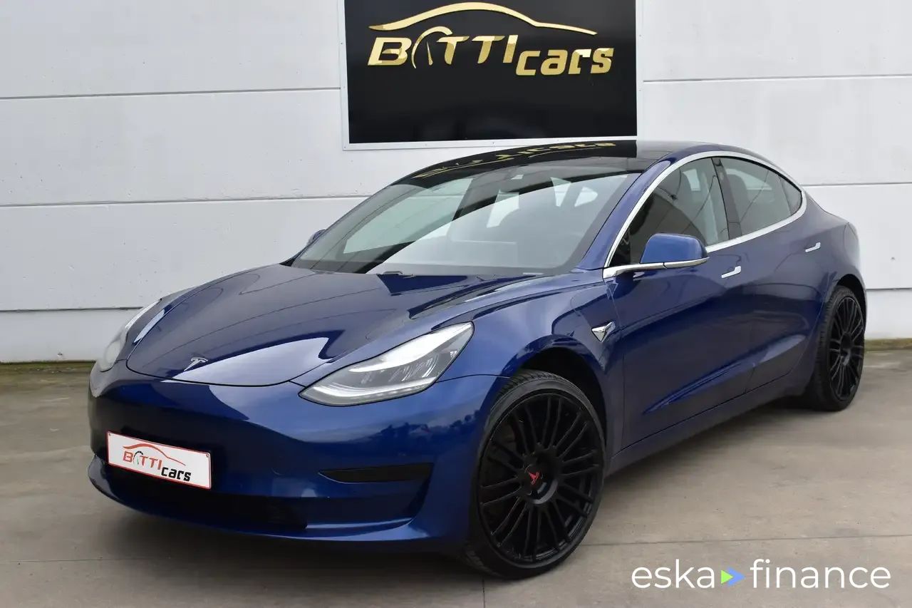 Leasing Sedan Tesla Model 3 2020