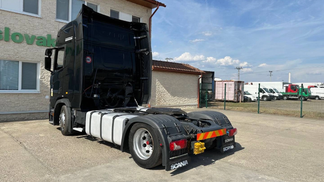 Tractor unit Scania R450 2018