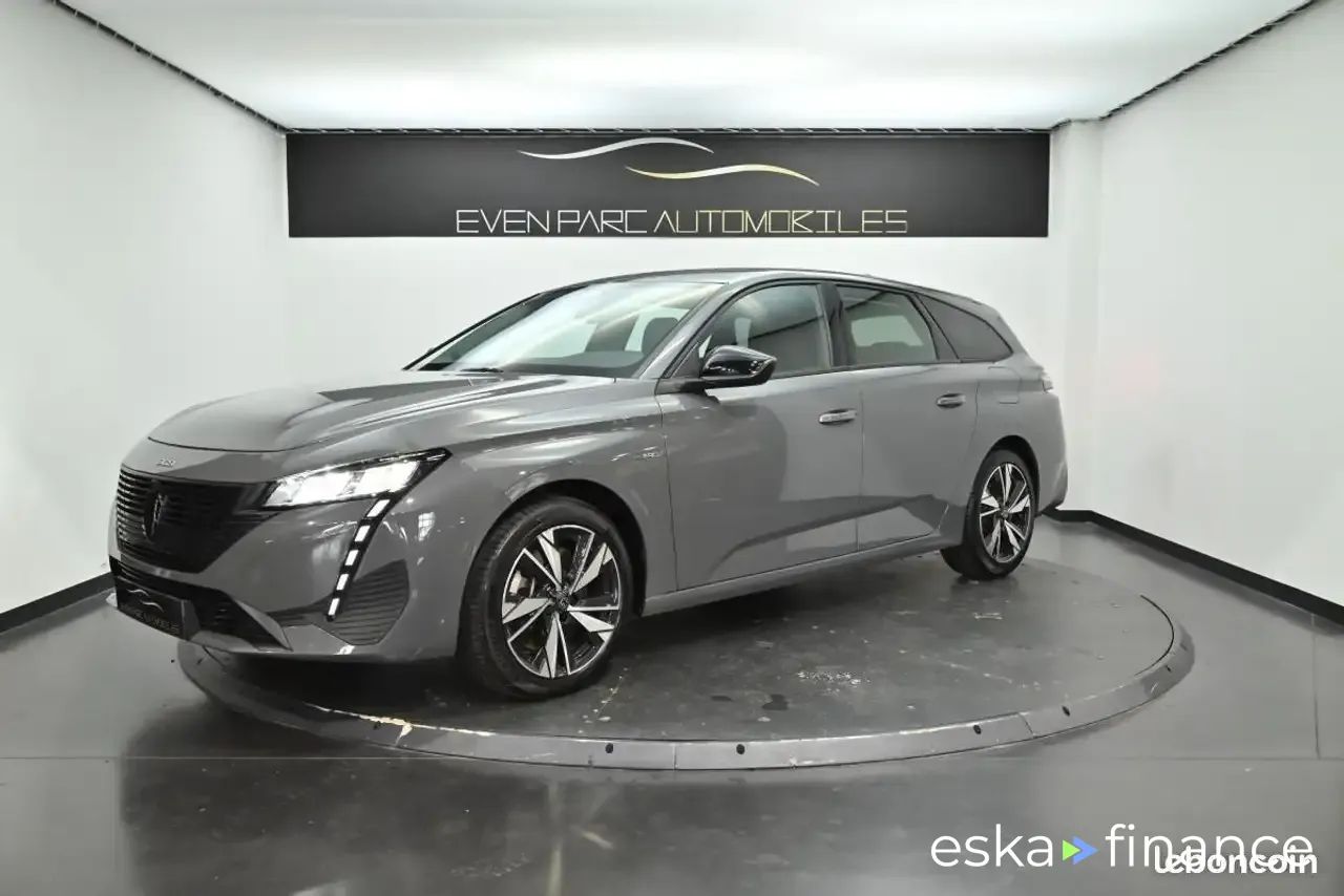 Lízing Kombi Peugeot 308 2023