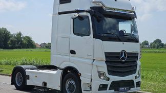 Finansowanie Ciągnik siodłowy Mercedes-Benz ACTROS 1845 LS 2021