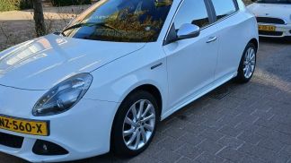 Lízing Hatchback Alfa Romeo Giulietta 2011
