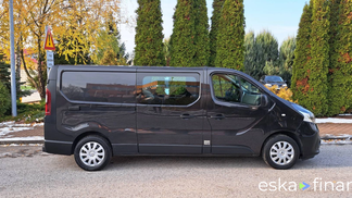 Finansowanie Transport pasażerów Renault Trafic 2016