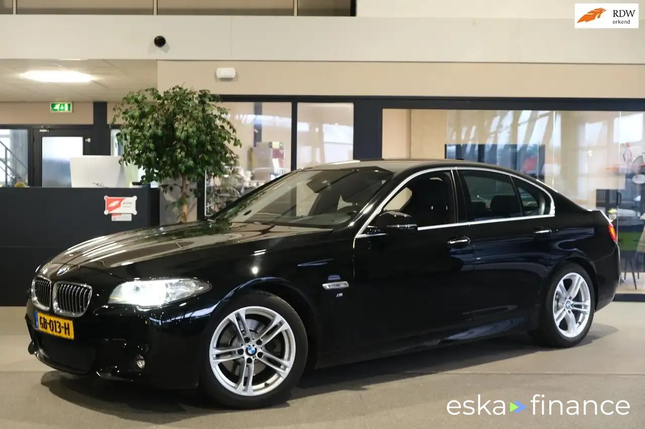 Finansowanie Sedan BMW 520 2015