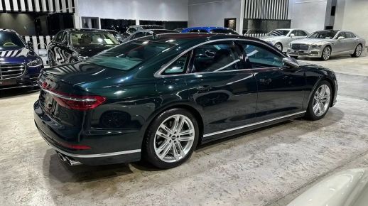 Audi S8 2021