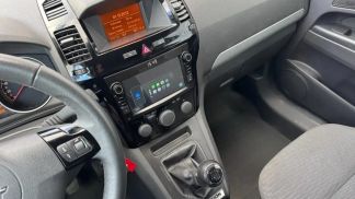 Leasing Hatchback Opel Zafira 2012