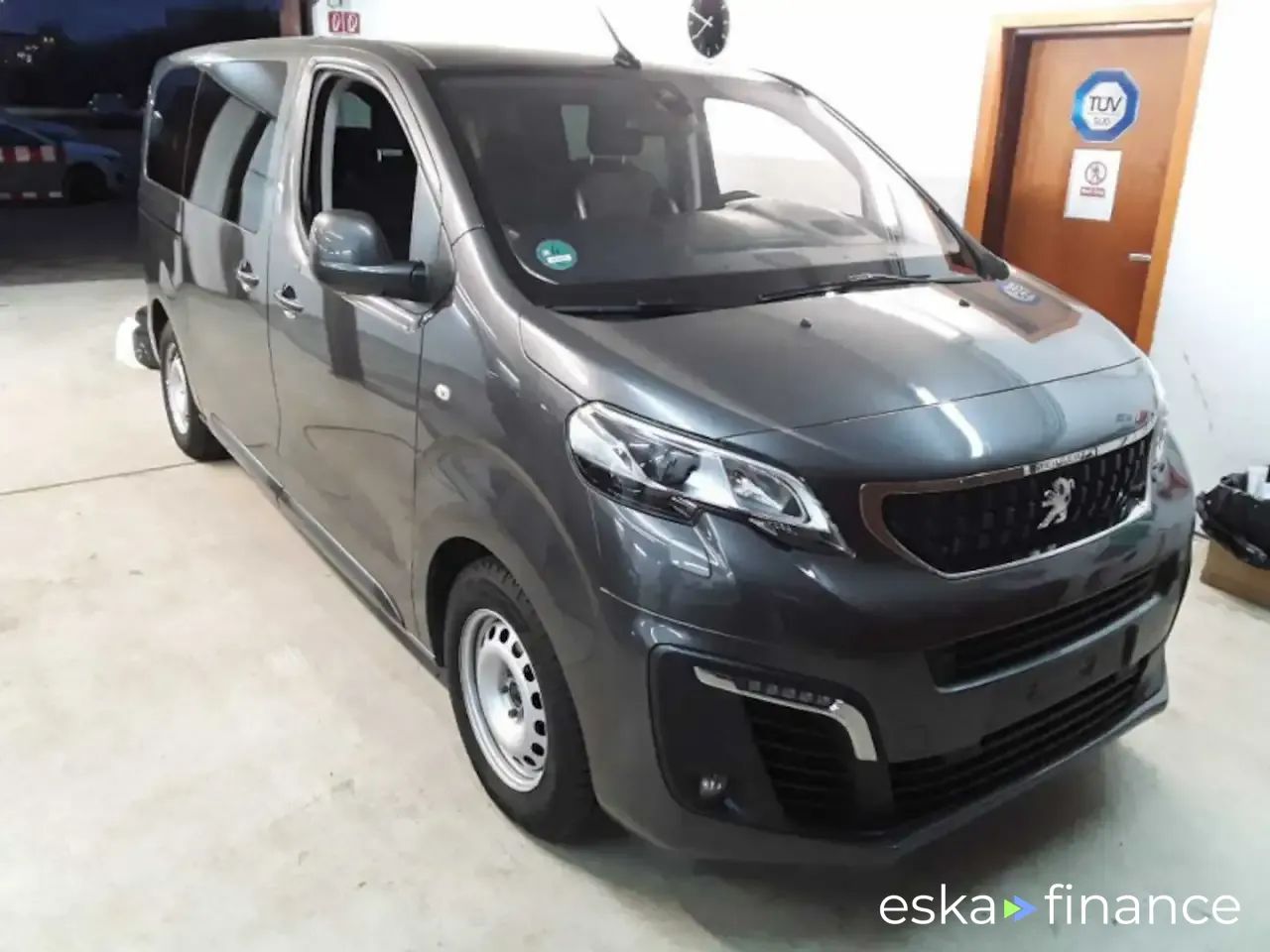 Finansowanie Hatchback Peugeot Traveller 2020