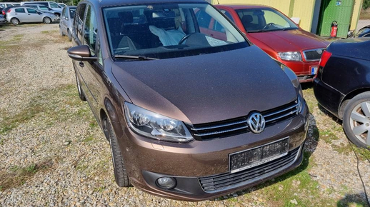 Volkswagen Touran 2015