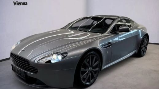 Aston Martin VANTAGE 2012