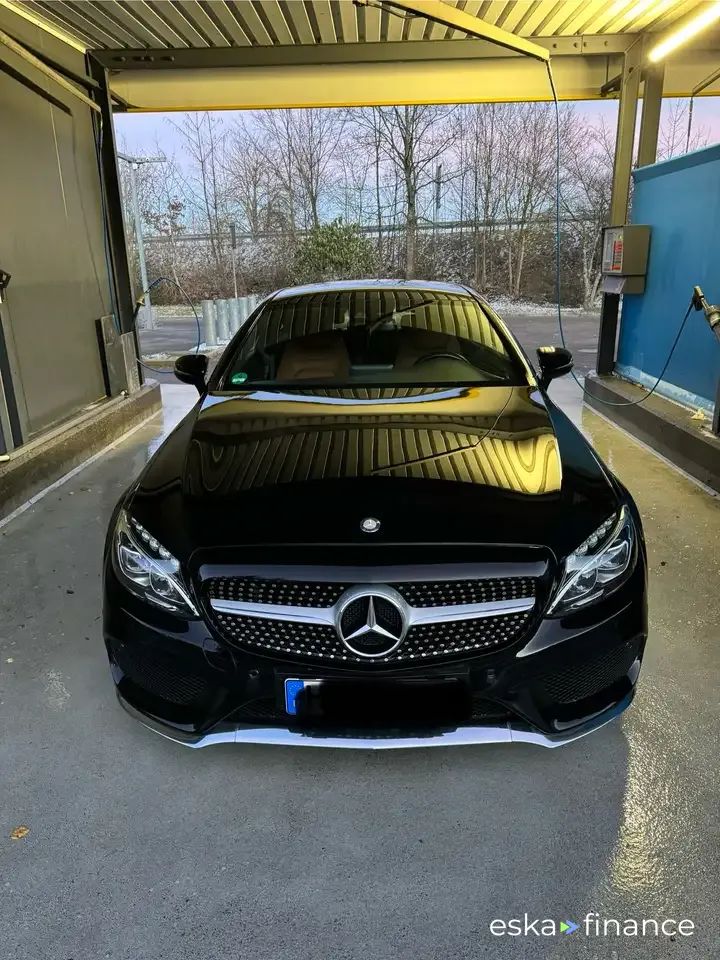 Lízing Kupé MERCEDES C 200 2016
