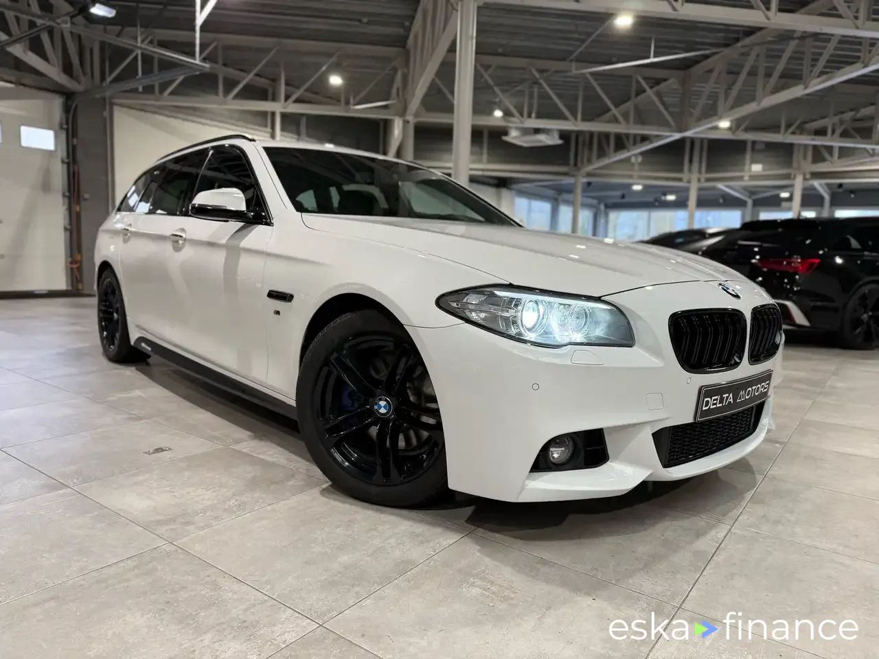 Finansowanie Wóz BMW 520 2014