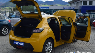 Lízing Hatchback Peugeot 208 2020