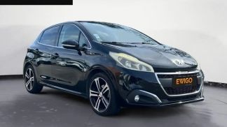 Lízing Hatchback Peugeot 208 2015