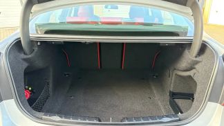 Lízing Sedan BMW 320 2012
