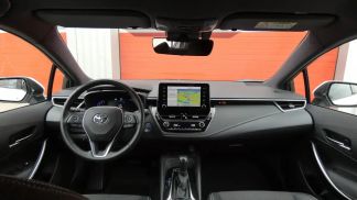Leasing Hatchback Toyota Corolla 2021