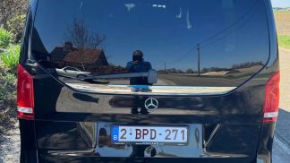 Financování Hatchback MERCEDES V 250 2019