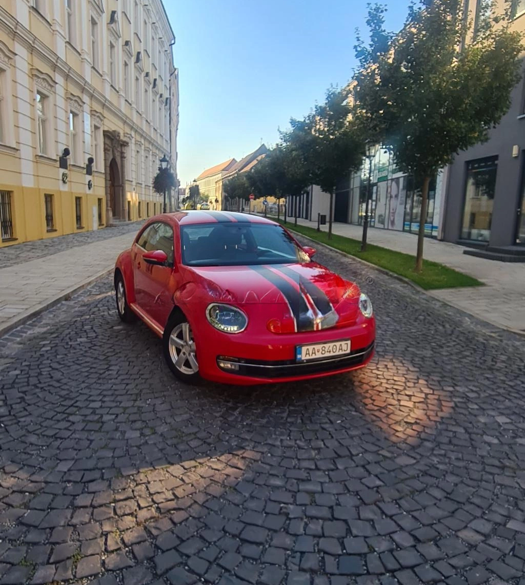 Lízing Hatchback Volkswagen Beetle 2012