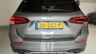 Lízing Hatchback MERCEDES B 180 2019