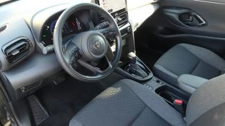 Lízing Hatchback Toyota Yaris 2024