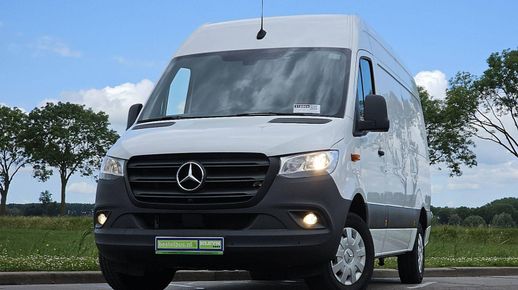 Mercedes-Benz SPRINTER 317 2023